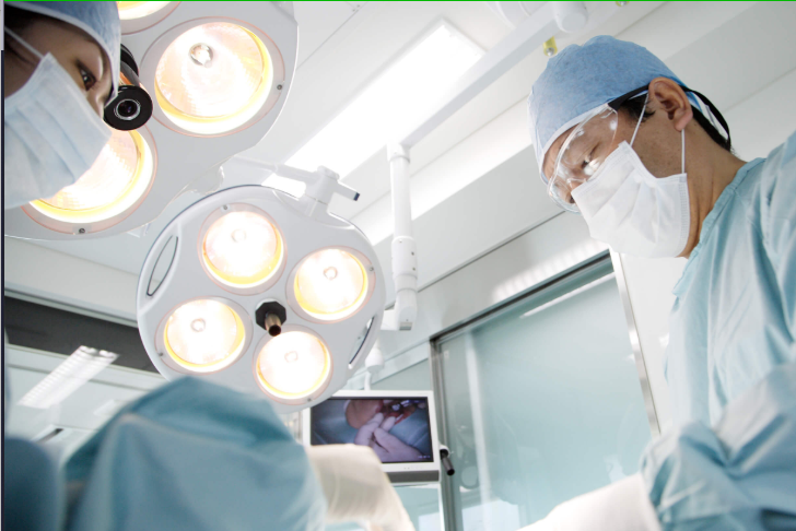 安藤歯科のインプラントに関する特徴と口コミ